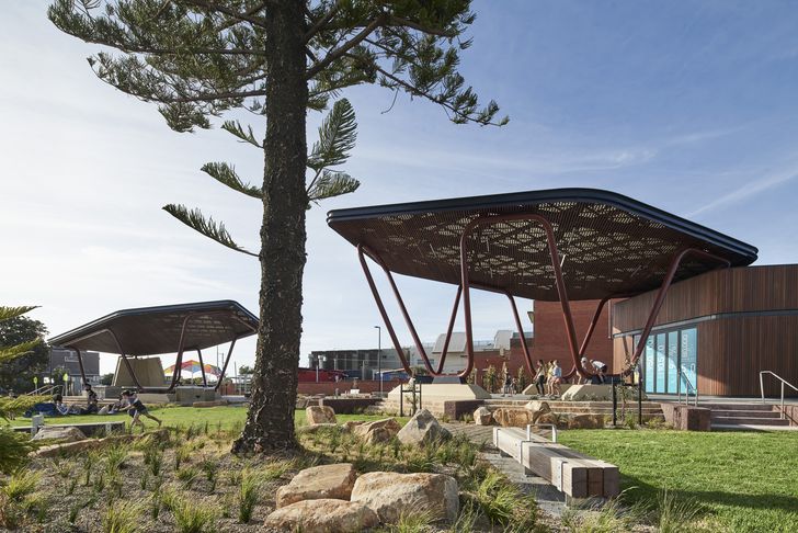 Carrum Station and Cox Architecture's foreshore precinct received the Joseph Reed Prize for Urban Design at the 2021 Victorian Architecture Awards.