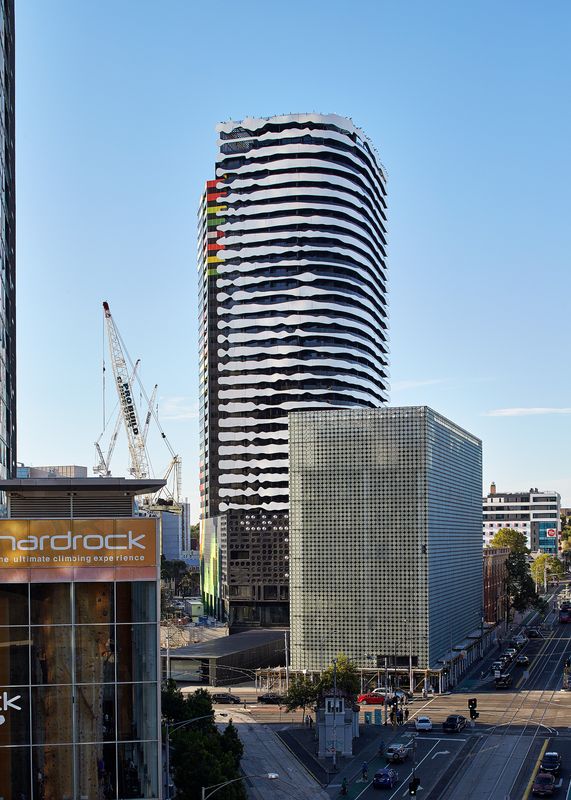 A marred portrait: Swanston Square | ArchitectureAu