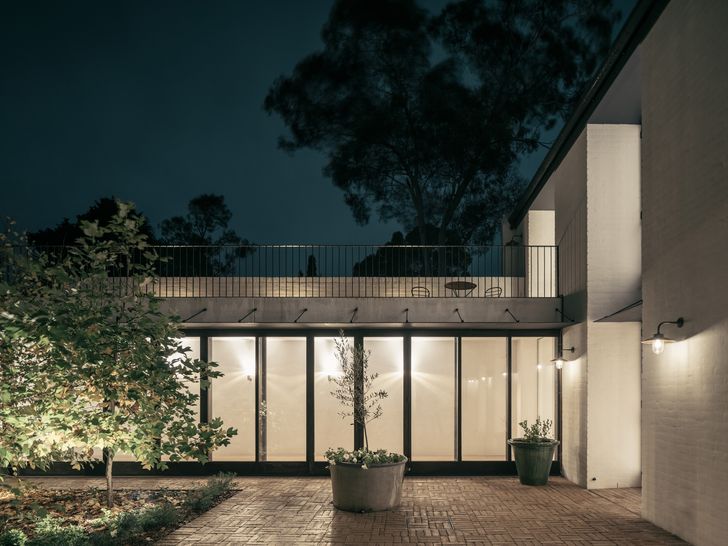 Armidale Residence by Richards Stanisich | ArchitectureAu