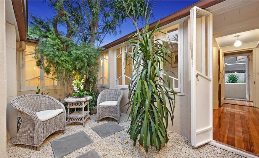 Classic courtyard houses open | ArchitectureAU