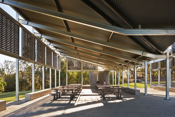 AGL Lakeside Pavilion by Anthony Nolan, Kennedy Associates.