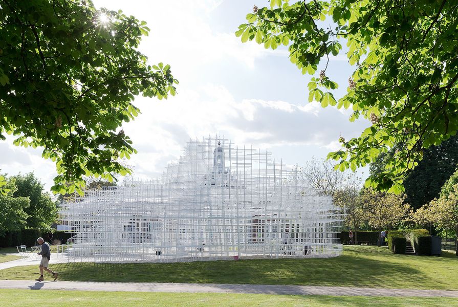 The cloud-like Serpentine Pavilion by Sou Fujimoto Architects, 2013.