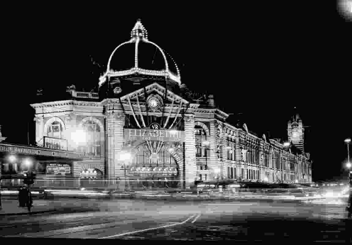 A historical photo of Flinders Street Station.