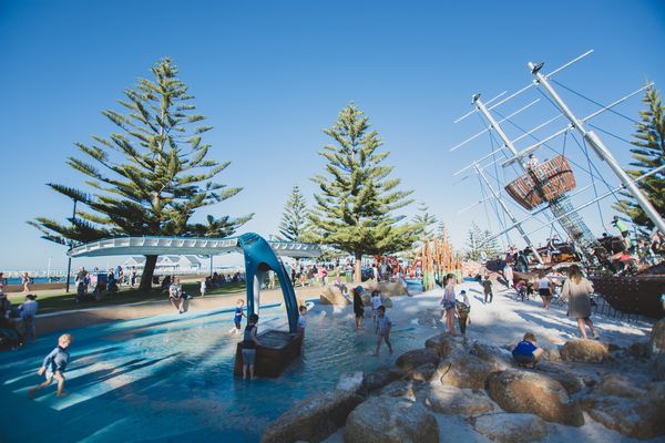 Sea Play on the Bay, Busselton by Plan E