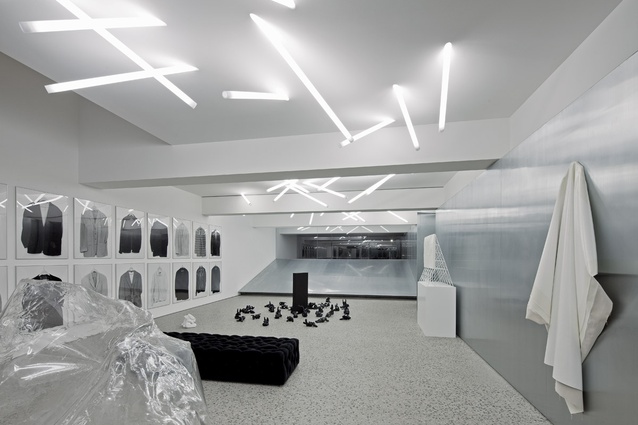 Gallery House – Denton Corker Marshall.
