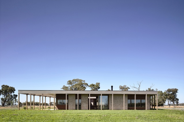 Goulburn Valley House by Rob Kennon Architects.
