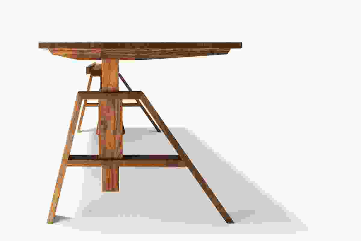 The Atelier desk can be adjusted in height to suit individual needs.
