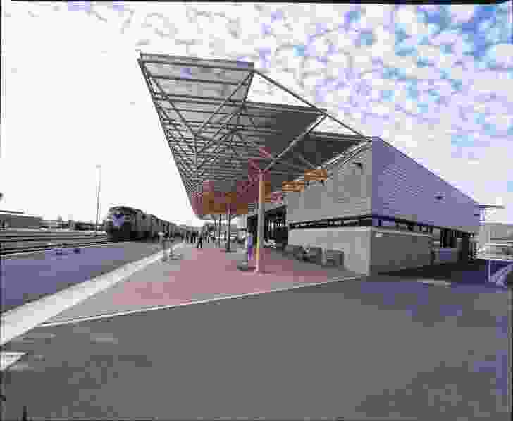 Alice Springs Railway Station by Guy Maron Architects.