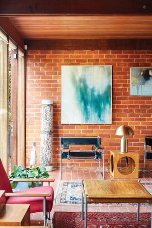 On the ground floor, the living areas establish strong relationships with the gardens to the north and south. Artwork: Marissa Purcell.