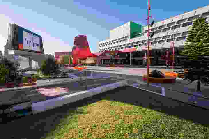 Dandenong Civic Square by Rush/Wright Associates, Lyons and Material Thinking.