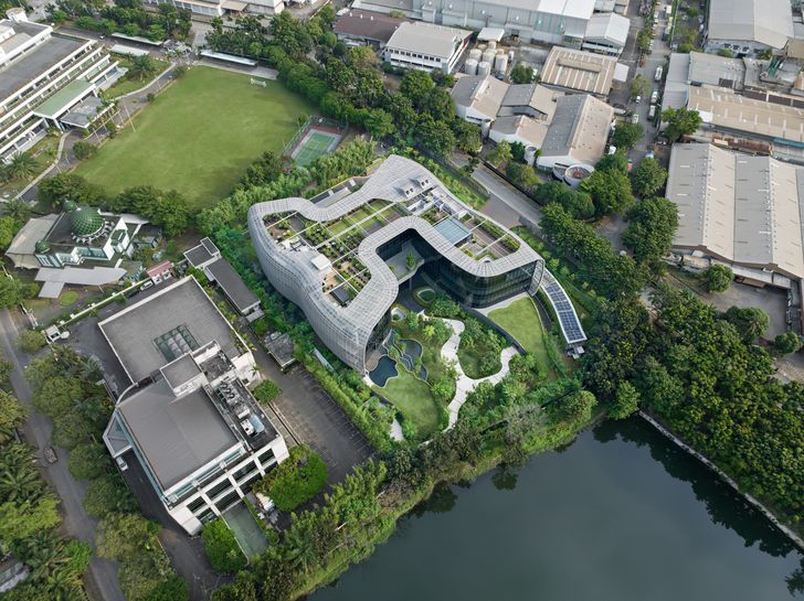 Grha DSN – Denton Corker Marshall Jakarta