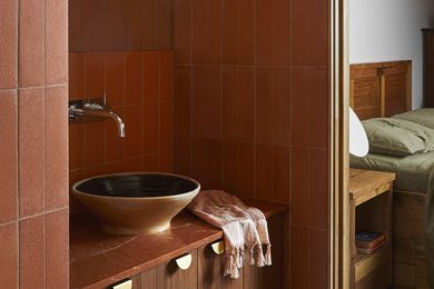 Cotto Manetti terracotta tiles have been produced in strict compliance with the ancient traditions of Impruneta since 1780.