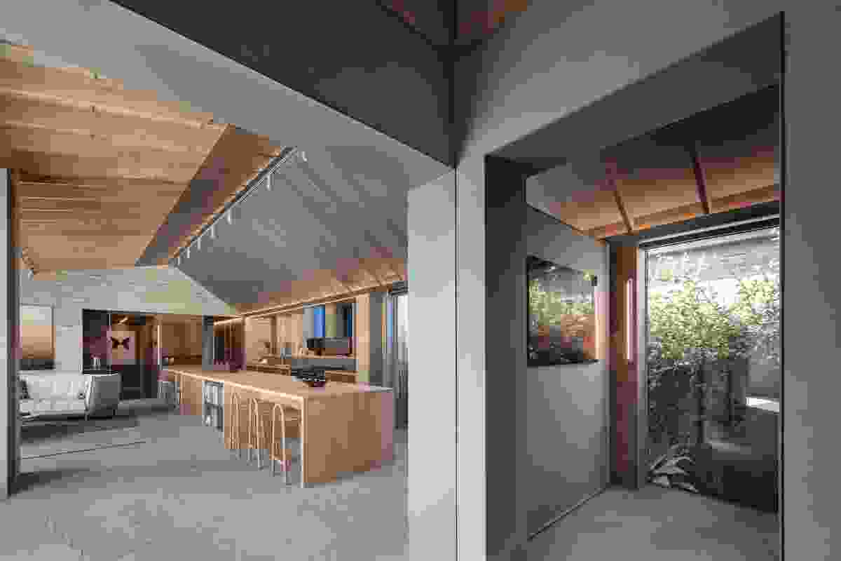 National Commendation for Interior Architecture: Divided House by Jackson Clements Burrows Architects