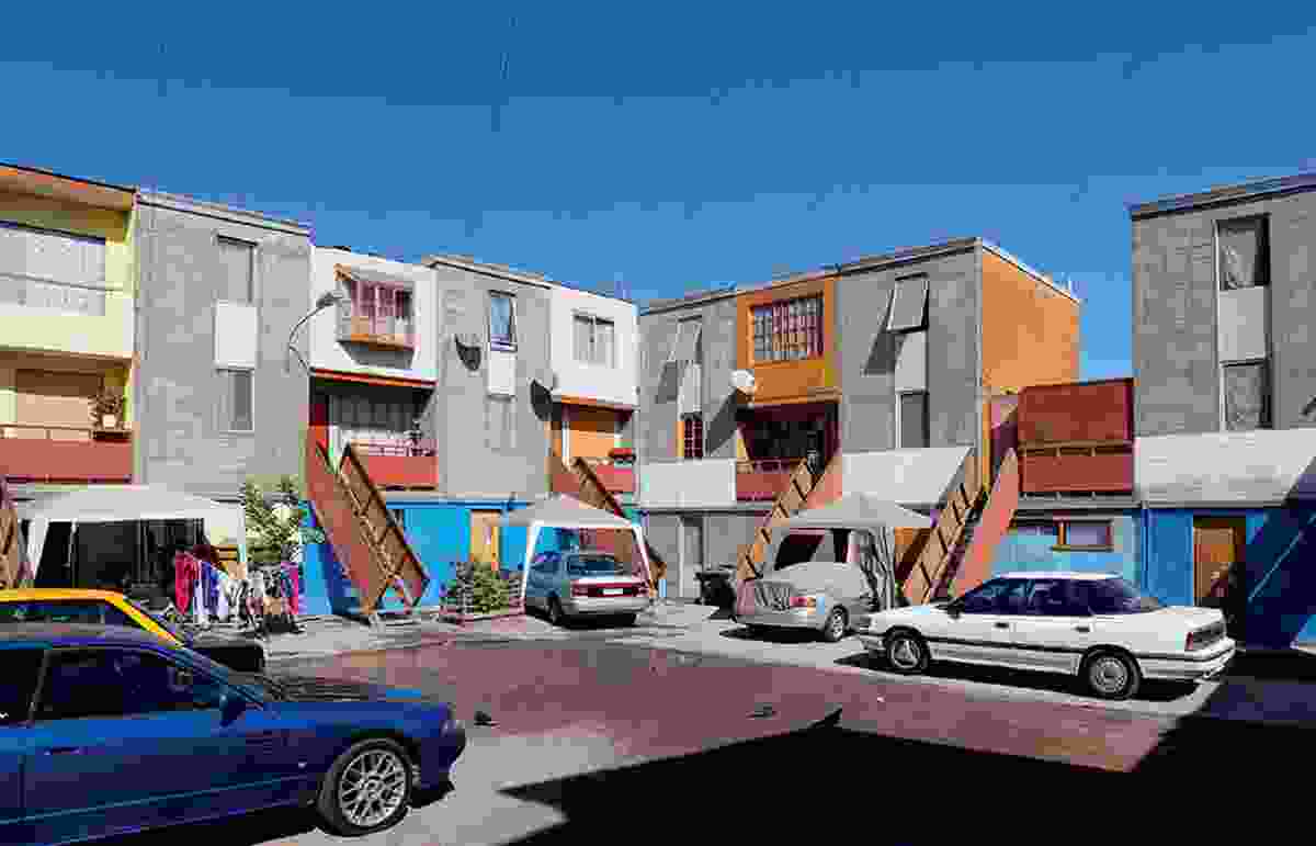 Elemental’s design sought to provide low-cost, multi-family housing on a 5,000m² site.