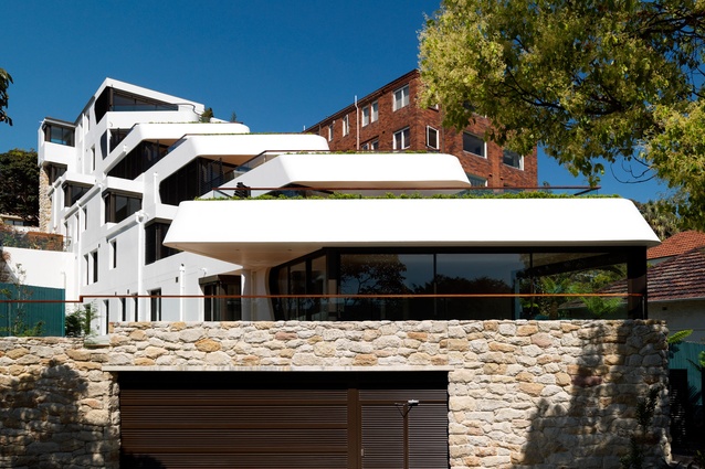 Benelong Crescent by Luigi Rosselli Architects.