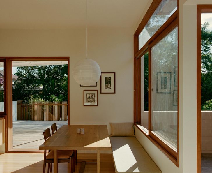 The Milo Dunphy Award for Sustainable Architecture: Lane Cove House by SAHA.